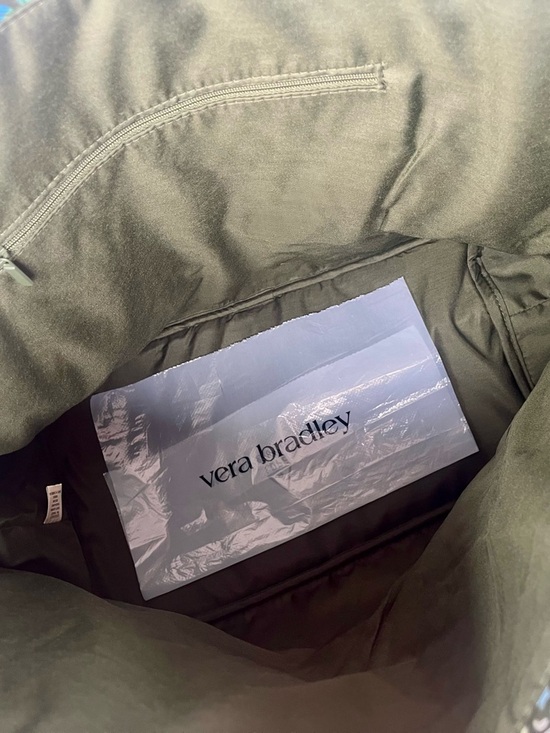 Vera Bradley NWT Large Tote Bag in Enchanted Woodland - Picture 3 of 5